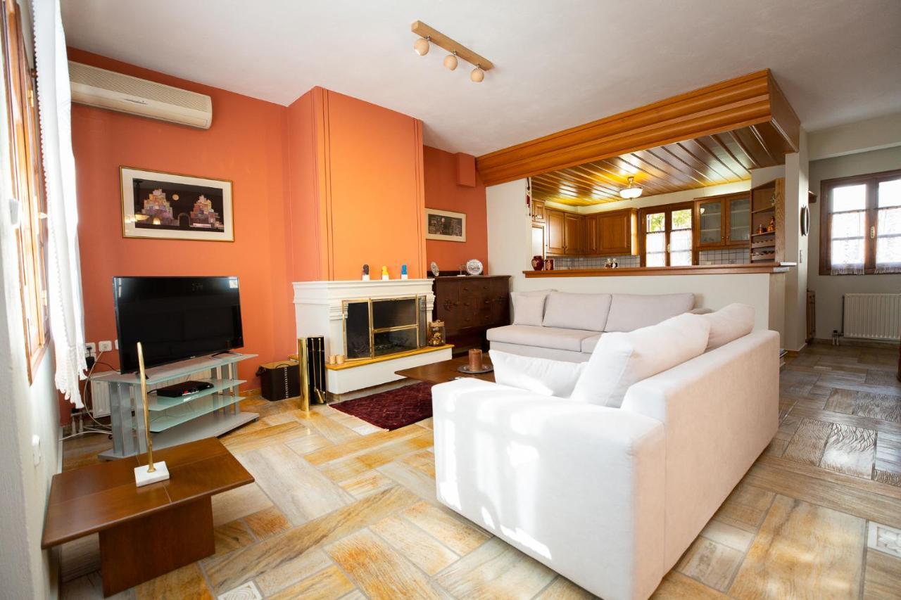 Apartment Kouros Delphi ภายนอก รูปภาพ